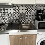 With Garden Terrace And Free Parking * Caen