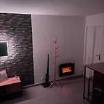 With Garden Terrace And Free Parking Апартаменты *