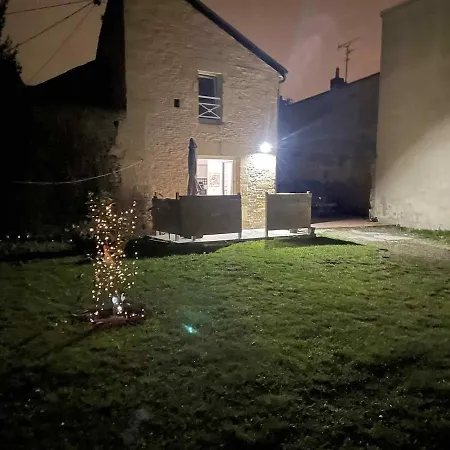 Lägenhet Avec Jardin Terrasse Et Parking Privé