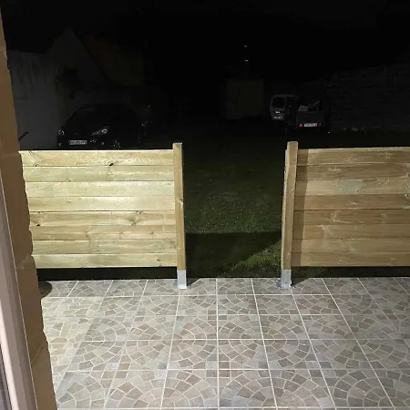 With Garden Terrace And Free Parking Кан