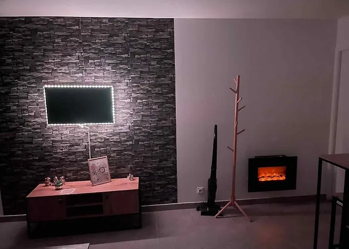 With Garden Terrace And Free Parking * Кан