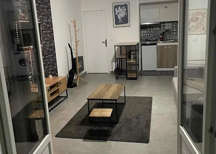 公寓 With Garden Terrace And Free Parking