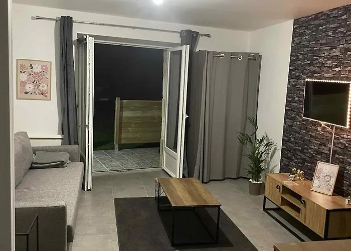 With Garden Terrace And Free Parking Апартаменты Кан